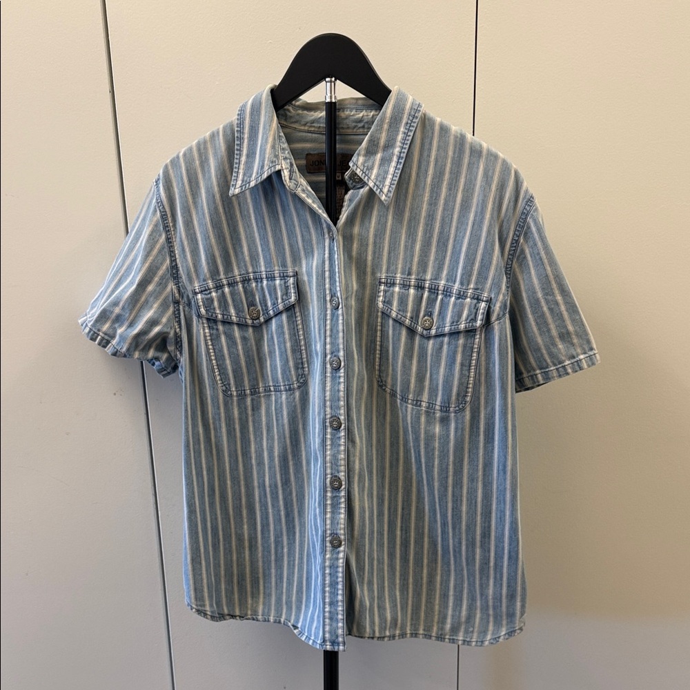 Casual Striped Short Sleeved Button-Down Shirt